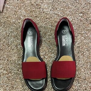 Basic Editions Women's Wine Red Open-Toe Flat Sandals